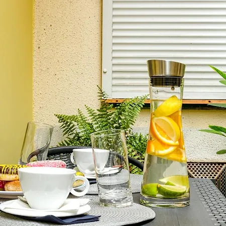 B2 Center, Dohany Street Budapest